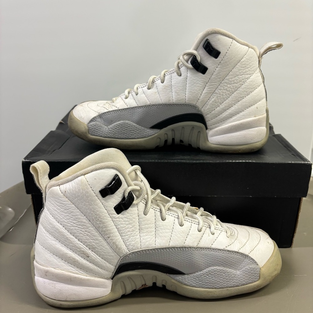 Nike Jordan Retro 12 Sneakers Wolf Grey 6W/4.5Y